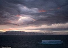 澳门太阳城网站：格陵兰岛天空现“末世景象” 如电影画面(图)